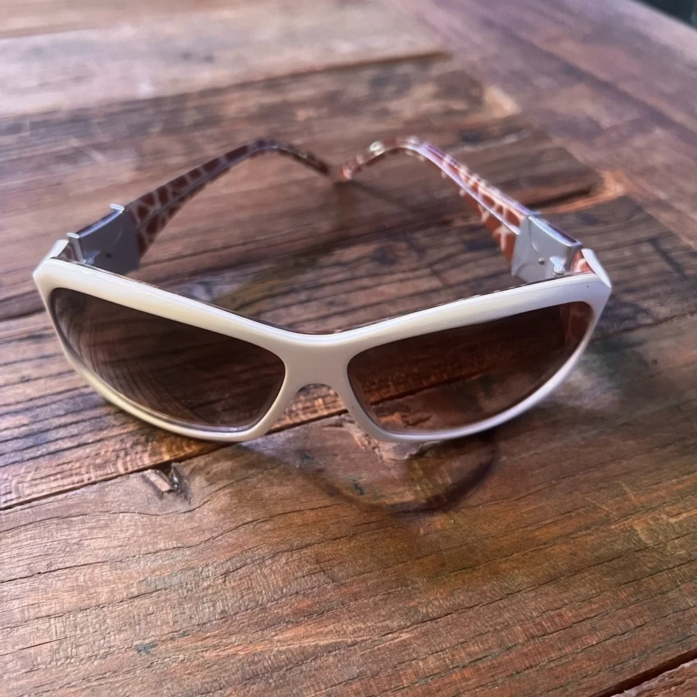 Robert Marc sunglasses luxurious with genuine leather, made in France